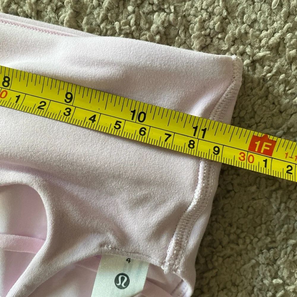 Lululemon Nulu Strappy Yoga Bra MEPK Pale Pink Size 4‎ New w/ Tag
